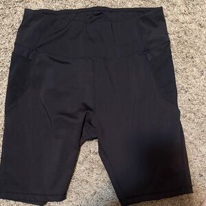 Sleek Black Women's Bike Shorts